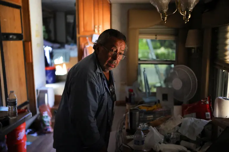 2025-07-03T100709Z-1549173508-RC27DFA819XD-RTRMADP-3-CALIFORNIA-WILDFIRES-ALTADENA