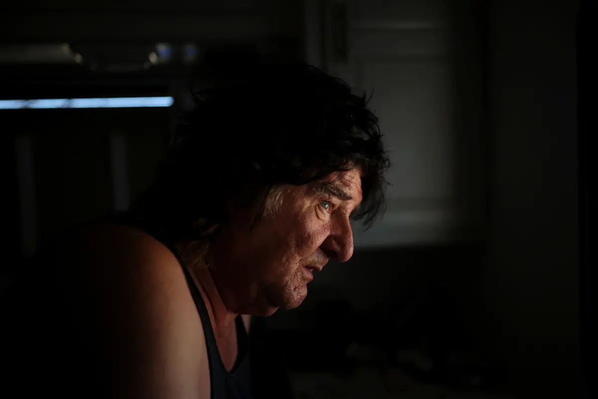 2025-07-03T100636Z-1165005175-RC28BFA7RY2R-RTRMADP-3-CALIFORNIA-WILDFIRES-ALTADENA