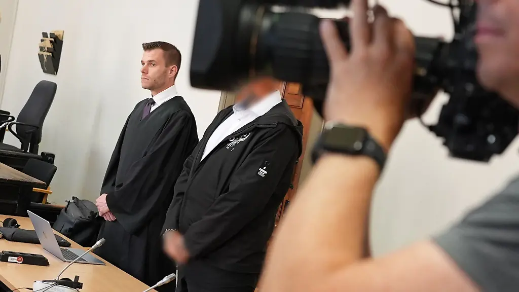Am-ersten-Verhandlungstag-stritt-der-Angeklagte-alle-Vorwuerfe-ab