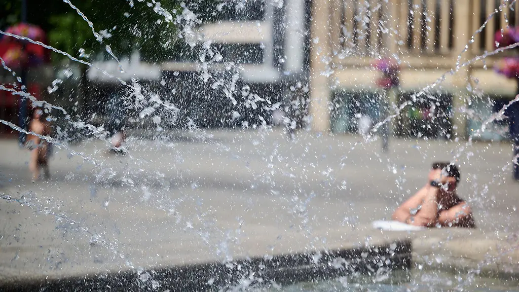 Ohne-Wasser-zum-Abkuehlen-geht-es-vielerorts-kaum