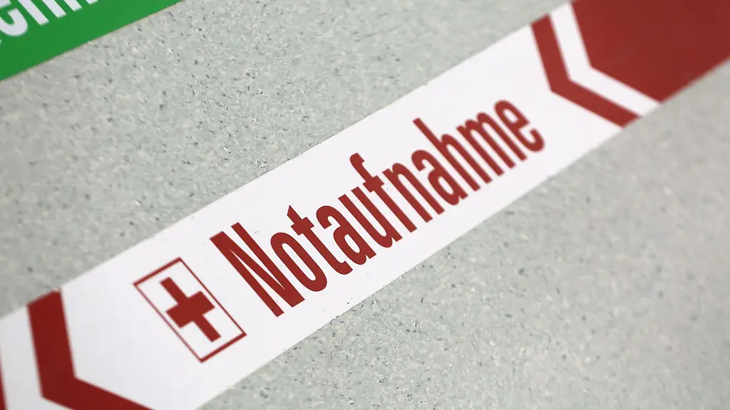 Nicht-nur-aeltere-Menschen-landen-derzeit-infolge-der-Hitze-in-der-Notaufnahme