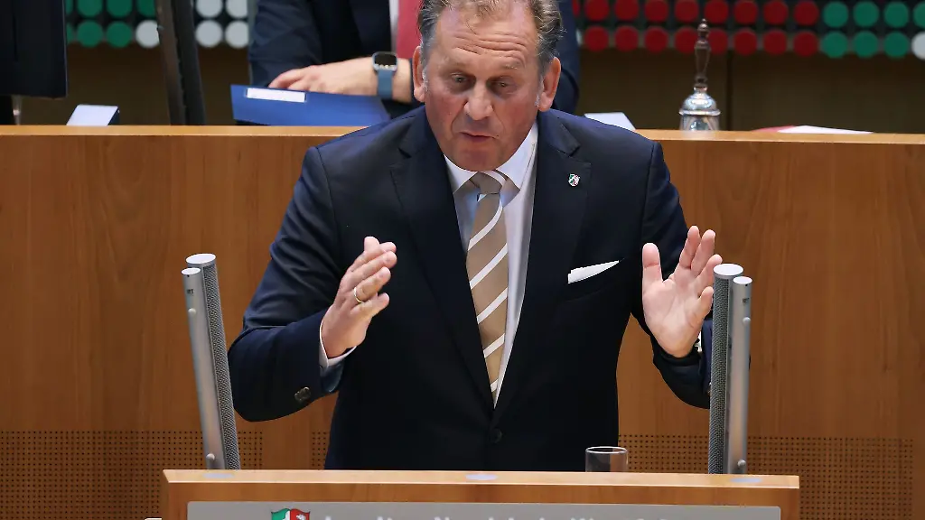 Der-CDU-Parlamentarier-Dietmar-Panske-bei-einer-Plenardebatte-Archivfoto