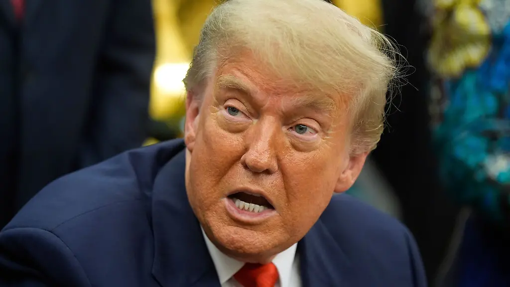 Israel-habe-zentralen-Bedingungen-fuer-eine-auf-60-Tage-begrenzte-Waffenruhe-zugestimmt-erklaert-Trump