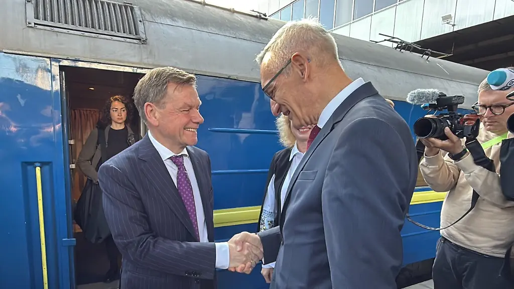 fdcec39e48dda50e06982841d5fbe377