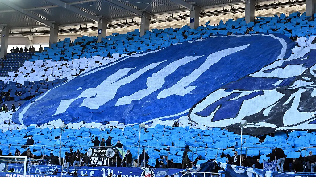 Der-KSC-soll-einen-neuen-Keeper-an-der-Angel-haben