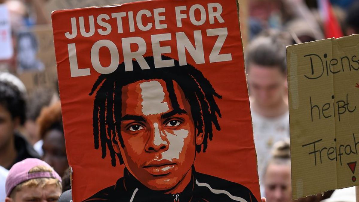 "Mehrere Schüsse von hinten": Starb Lorenz A. durch ein Versehen oder Polizeigewalt?
