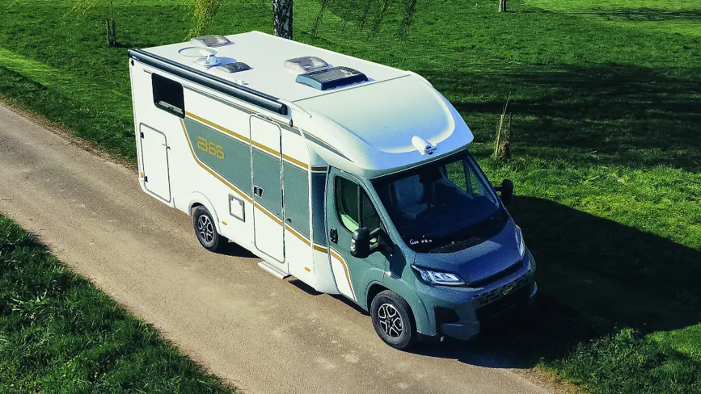 Burstner-B66-Teilintegriert-1