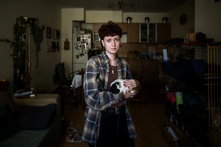 2025-06-26T070305Z-2061496383-RC2XIEAGZ43H-RTRMADP-3-HUNGARY-LGBT-PRIDE-ANNIVERSARY