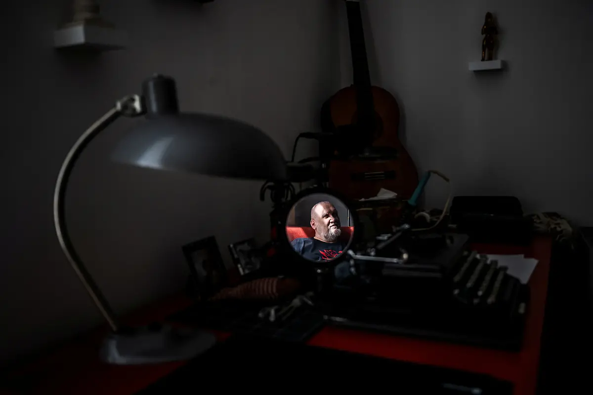 2025-06-26T070312Z-1021102142-RC2C6EAQXBDQ-RTRMADP-3-HUNGARY-LGBT-PRIDE-ANNIVERSARY