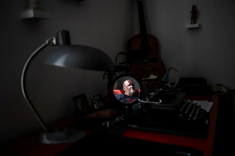 2025-06-26T070312Z-1021102142-RC2C6EAQXBDQ-RTRMADP-3-HUNGARY-LGBT-PRIDE-ANNIVERSARY