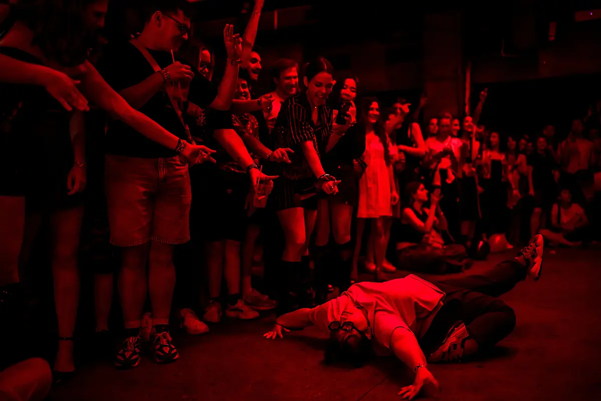 2025-06-26T070151Z-1501841763-RC2BXEATBG4G-RTRMADP-3-HUNGARY-LGBT-PRIDE-ANNIVERSARY