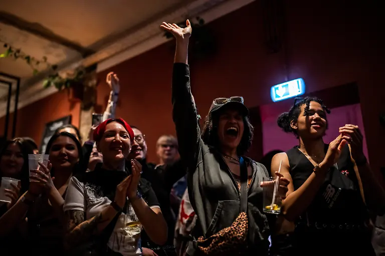 2025-06-26T070236Z-1572304385-RC2WDDA1RSZC-RTRMADP-3-HUNGARY-LGBT-PRIDE-ANNIVERSARY