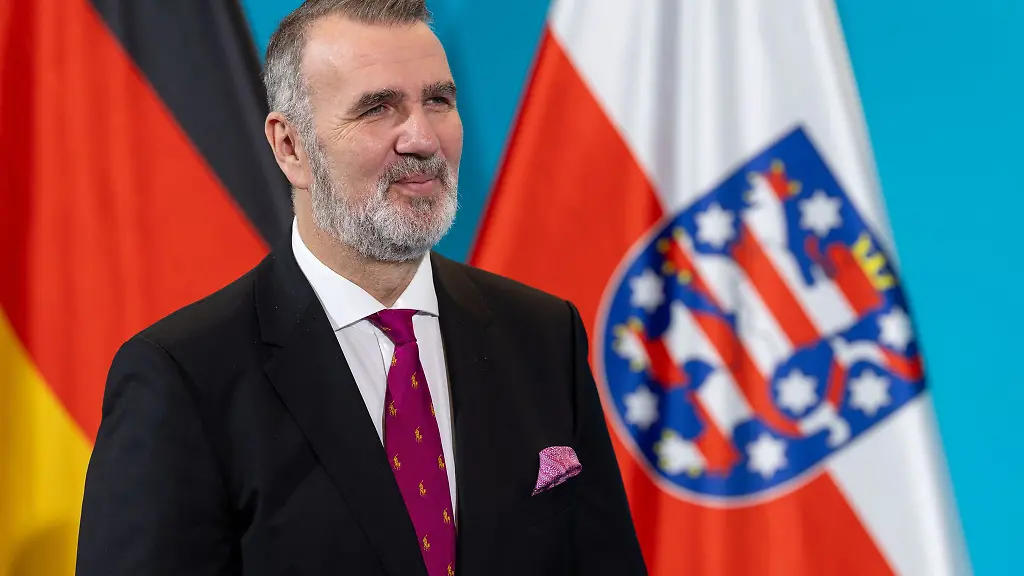 Digitalminister-Steffen-Schuetz-BSW-will-die-Bearbeitung-von-Antraegen-in-Thueringer-Kommunen-mit-Unterstuetzung-von-kuenstlicher-Intelligenz-beschleunigen