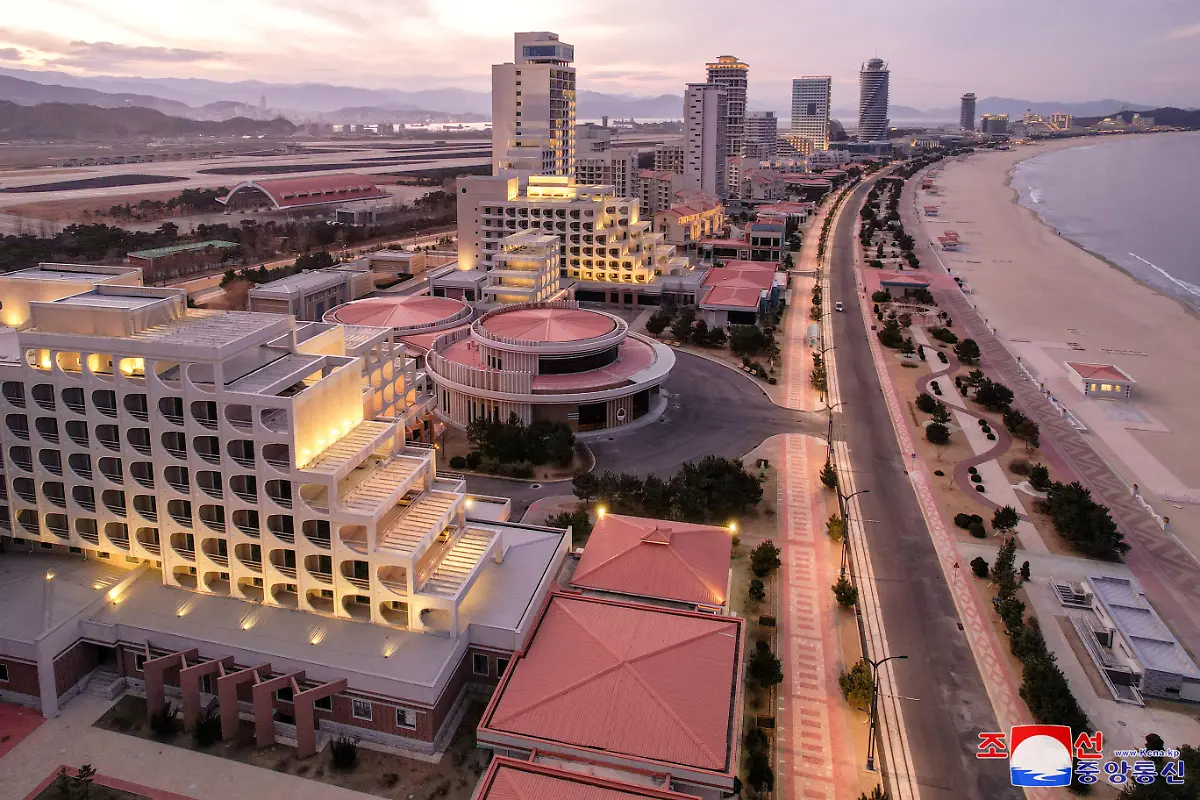 26-2024-12-31T051126Z-1769530888-RC230CAICF1A-RTRMADP-3-NORTHKOREA-POLITICS