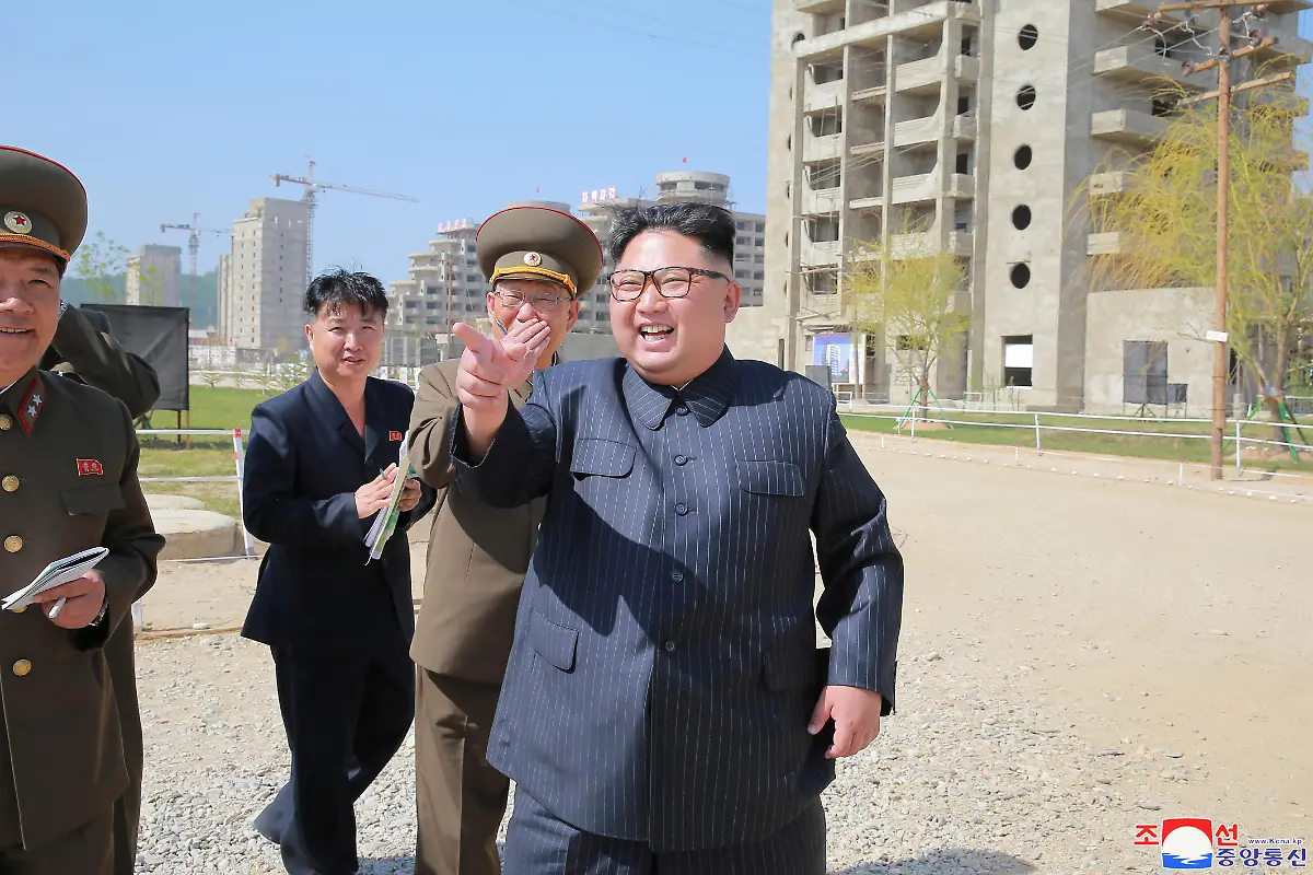 33-2018-05-25T000000Z-521533227-RC1286347D70-RTRMADP-3-NORTHKOREA-MISSILES-TOURISM