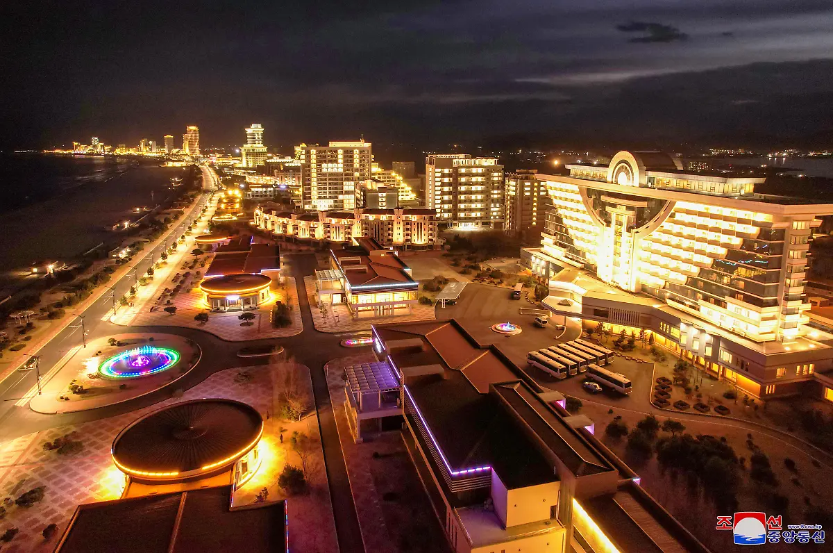 10-2024-12-31T051126Z-50348003-RC230CANZVWK-RTRMADP-3-NORTHKOREA-POLITICS