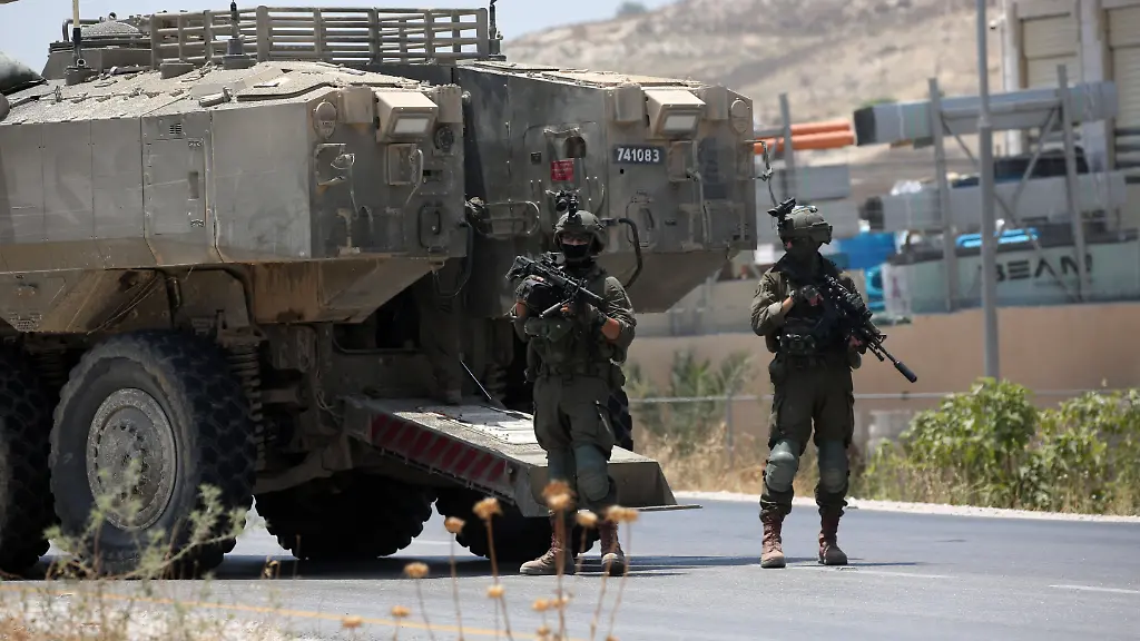 f998fdeb631bc2d7318dd9266451d43c