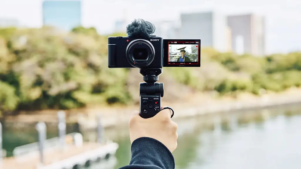 Der-richtige-Vlog-braucht-auch-die-richtige-Kamera-Wir-zeigen-drei-Modelle-fuer-spannendes-Storytelling