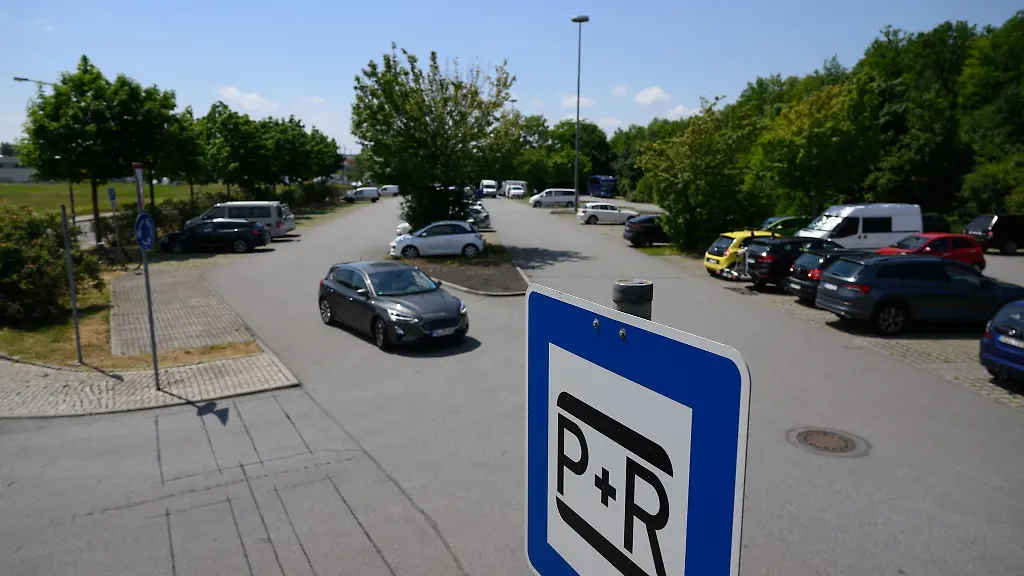 Eine-ADAC-Analyse-von-Park-and-Ride-Plaetze-rund-um-Frankfurt-ergab-ein-gemischtes-Bild