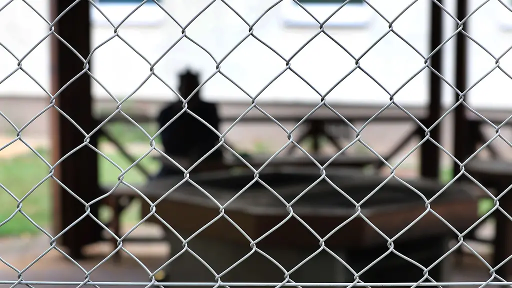 Bayerns-Ankerzentren-leisten-nach-Ansicht-von-Innenminister-Joachim-Herrmann-CSU-weiterhin-einen-unverzichtbaren-Teil-zur-Unterbringung-von-gefluechteten-Menschen-in-Bayern