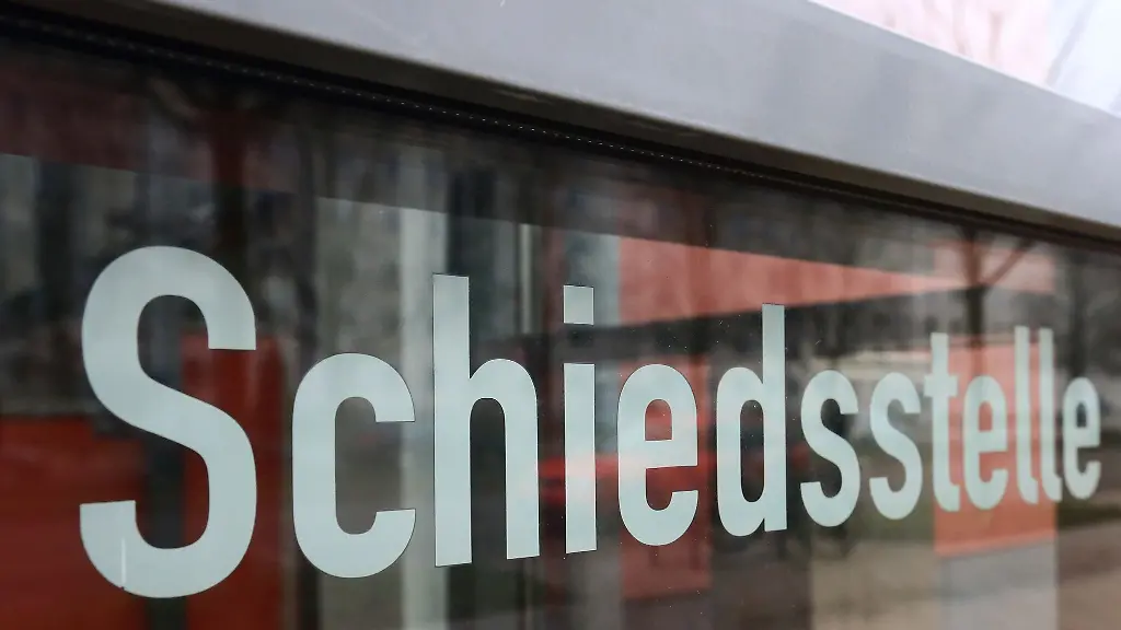 Das-Mindestalter-fuer-Schiedspersonen-soll-um-fuenf-Jahre-gesenkt-werden-Archivbild