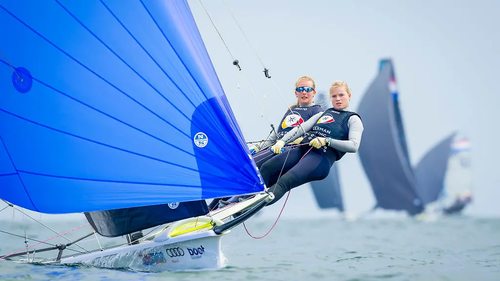 Die-Seglerinnen-Marla-Bergmann-und-Hanna-Wille-bei-der-Kieler-Woche