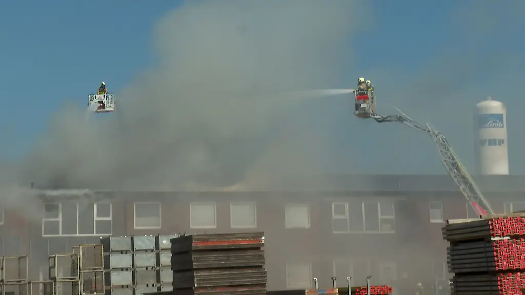 Das-Feuer-war-erst-am-naechsten-Tag-geloescht