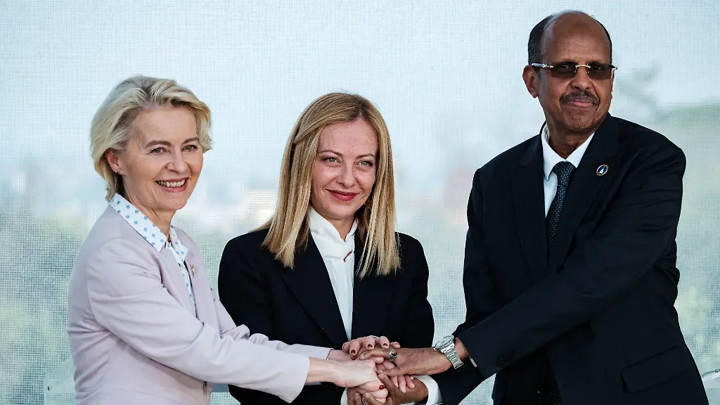 0d26a27ef89982110166c70dfae71806