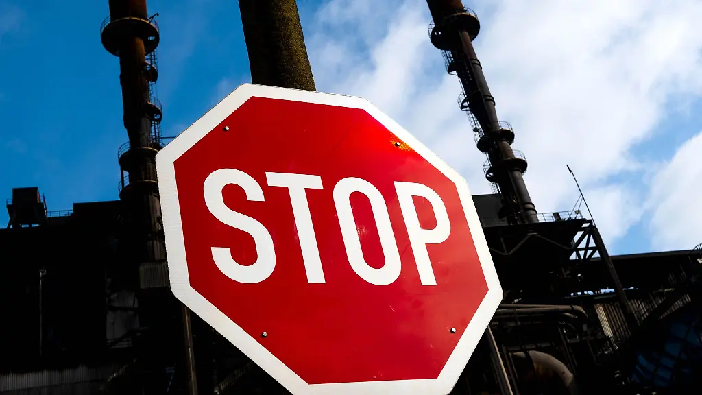 Der-Stahlkonzern-ArcelorMittal-hat-einen-Rueckzieher-bei-der-Umstellung-auf-gruenen-Stahl-gemacht