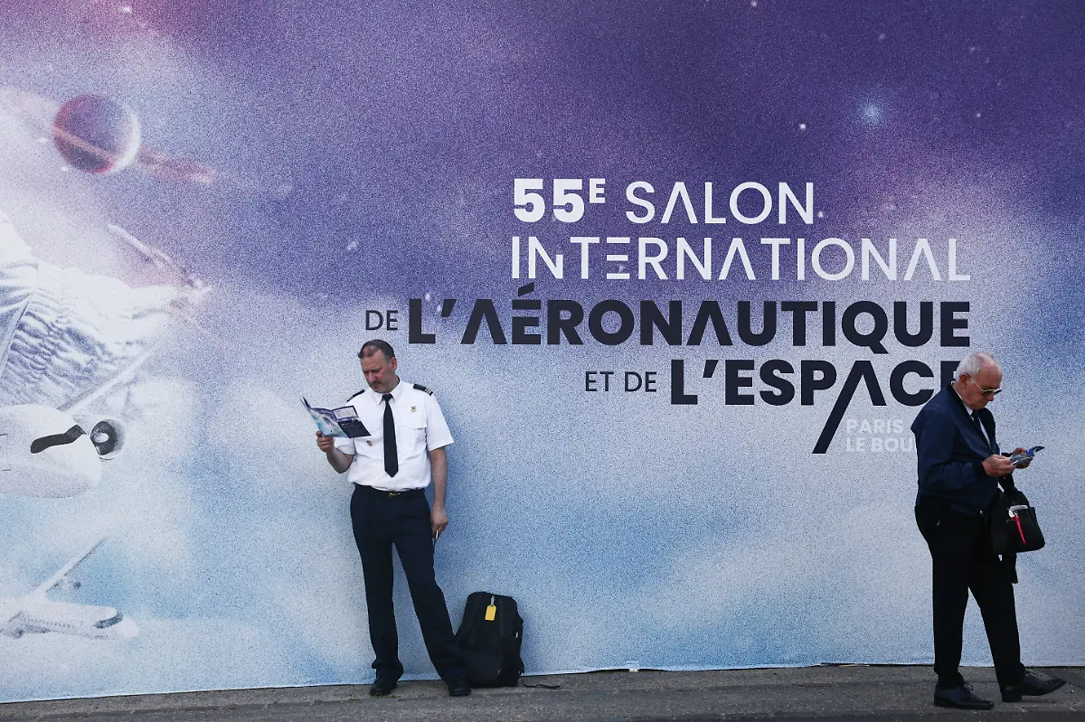 AFP-20250619-62YW39X-v4-HighRes-FranceDefenceTransportAviationAirshow