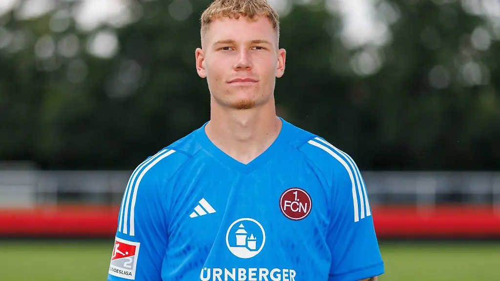 Nicolas-Ortegel-verlaesst-voruebergehend-den-1-FC-Nuernberg