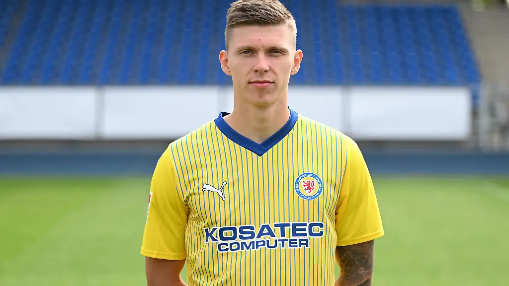 Luc-Ihorst-spielte-auch-schon-fuer-Eintracht-Braunschweig