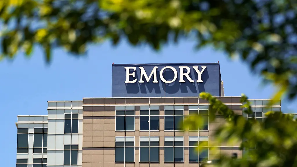 2025-05-22T174638Z-1930110207-RC23NEAHH5VW-RTRMADP-3-USA-ABORTION-HEALTH