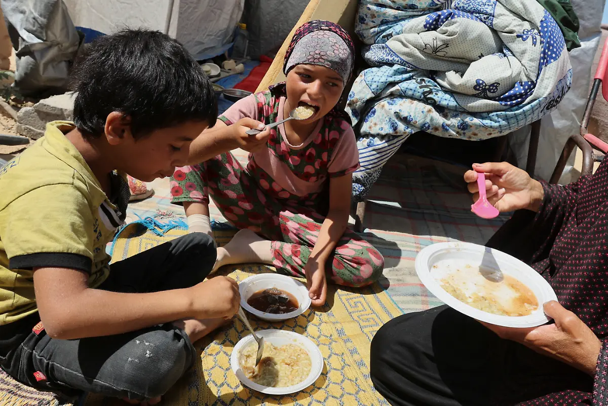 2025-05-24T055707Z-865973825-RC27MEALCKUY-RTRMADP-3-ISRAEL-PALESTINIANS-GAZA-HUNGER