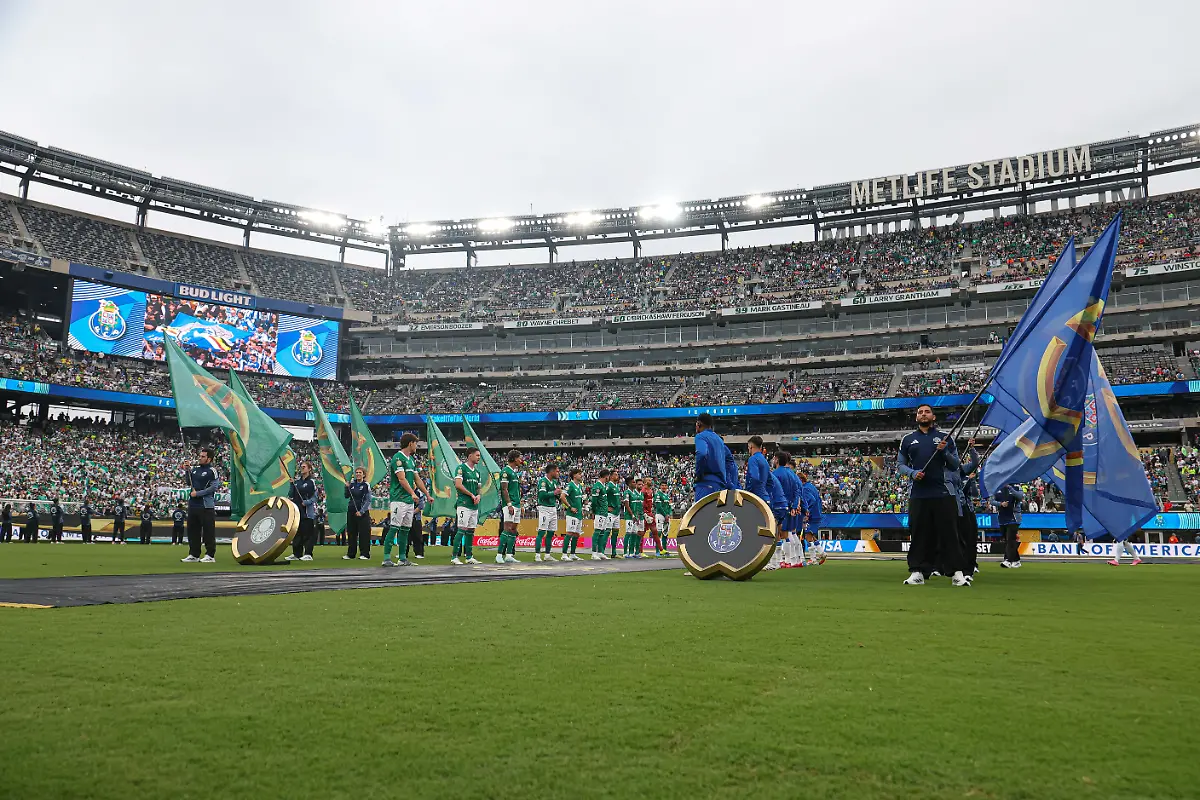 2025-06-17T080041Z-1664055865-MT1USATODAY26472816-RTRMADP-3-SOCCER-FIFA-CLUB-WORLD-CUP-2025-GROUP-STAGE-FC-PORTO-AT-SE-PALMEIRAS