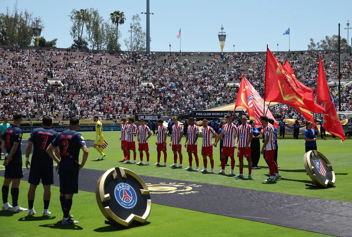 2025-06-15T191815Z-1517182784-UP1EL6F1HMEG6-RTRMADP-3-SOCCER-CLUB-PSG-ATM