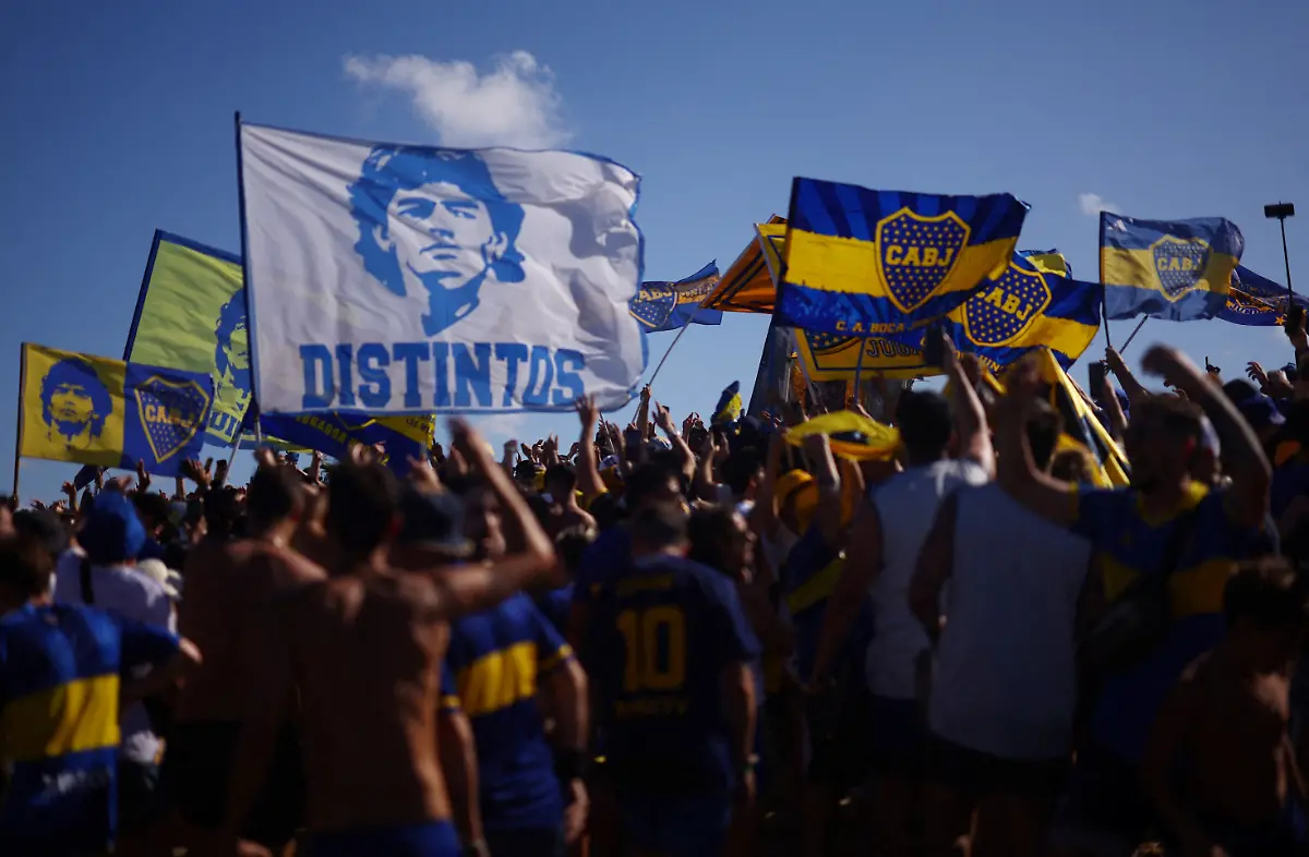 2025-06-15T231529Z-107328689-UP1EL6F1Q84Q1-RTRMADP-3-SOCCER-CLUB-BOJ-SLB