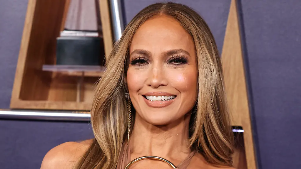 AFP-20250527-collin-2025amer250527-np558-v1-HighRes-2025AmericanMusicAwardsWinn