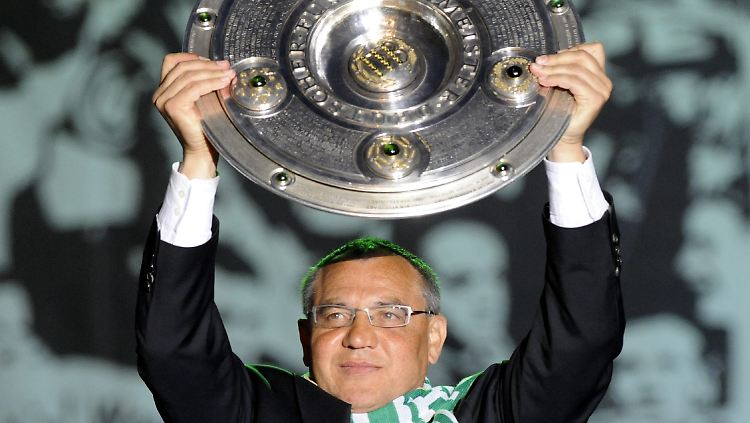So wollen sie ihn in Gelsenkirchen sehen: Felix Magath hat den Schalkern die Meisterschaft versprochen - innerhalb der kommenden vier Jahre.