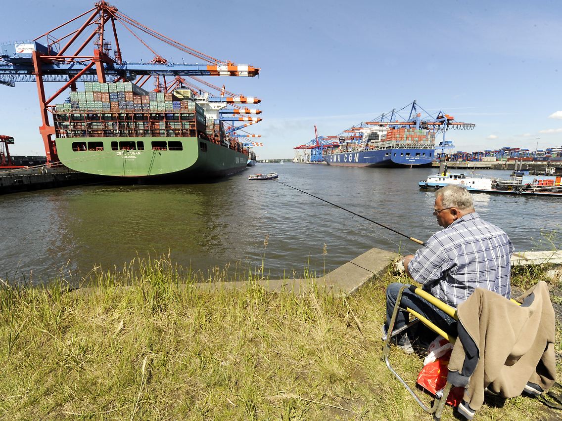 Sommermußestunden im Hamburger Hafen.