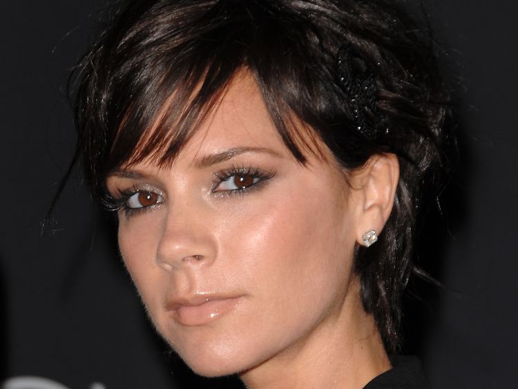 Verstärken die Jury: Victoria Beckham ...
