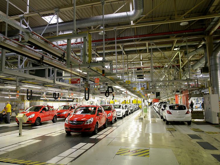 Bei Opel in Eisenach: Mitglieder der Opel-Treuhand fragen sich mittlerweile, warum General Motors nicht einfach den ganzen Laden behält.