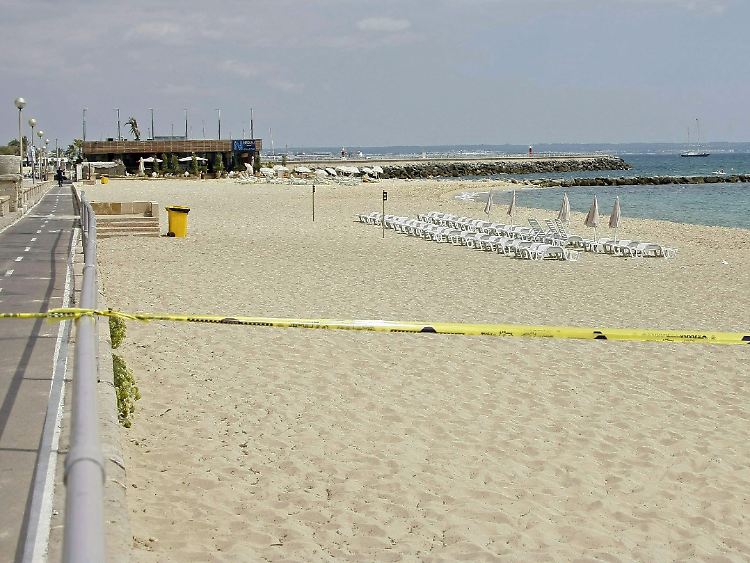 Teile des Strandes wurden abgesperrt.