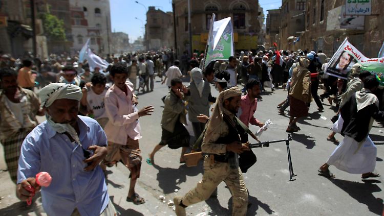 Bei den Protesten in Sanaa kam es zu schweren Zusammenstößen.