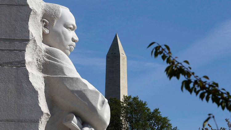 Das Martin-Luther-King-Denkmal vor dem Washington Memorial in der US-Hauptstadt.