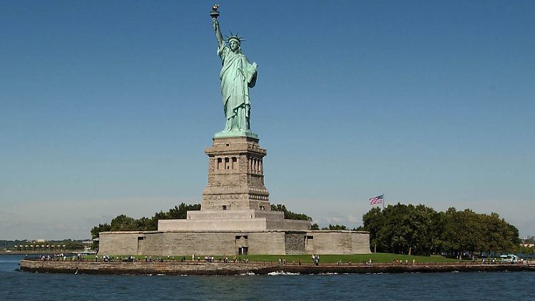 Wasserkante hat New York reichlich.