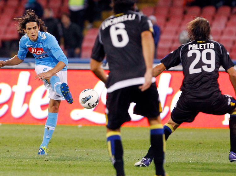 Diegos Erbe: Der Uruguayer Edinson Cavani wird in Neapel bereits mit dem großen Maradona verglichen.