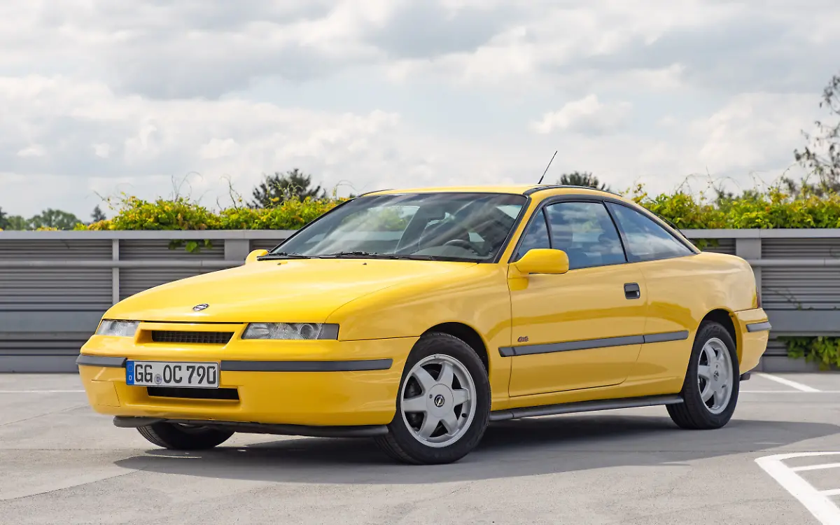 08-Schnellste-Speerspitze-aus-Russelsheim-Der-Opel-Calibra-4x4-Quelle-Opel-Stellantis