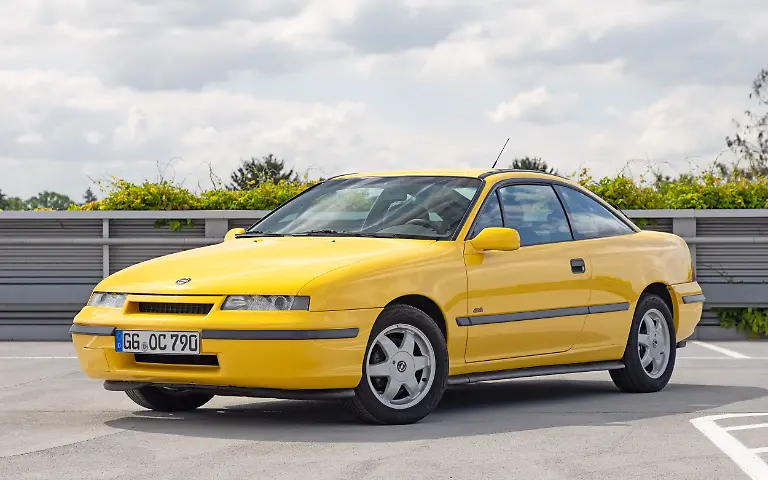 08-Schnellste-Speerspitze-aus-Russelsheim-Der-Opel-Calibra-4x4-Quelle-Opel-Stellantis