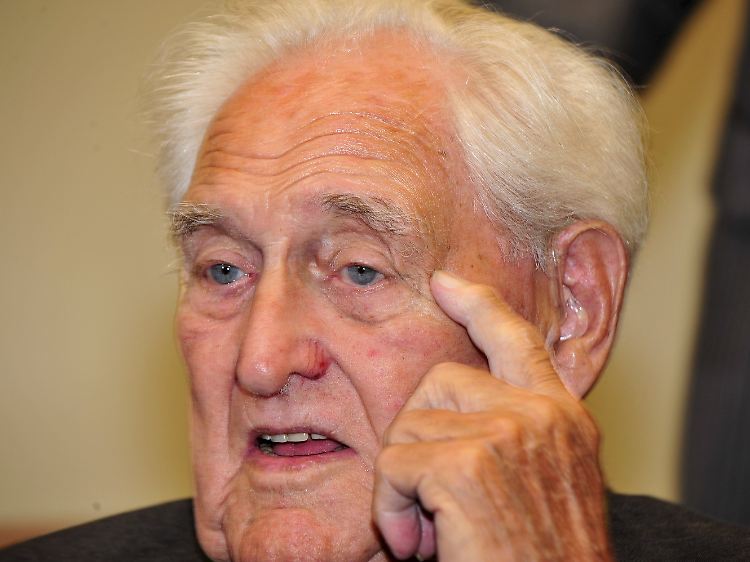 Josef Scheungraber bestreitet jede Beteiligung an dem Massaker, er behauptet sogar, davon nicht einmal gewusst zu haben.